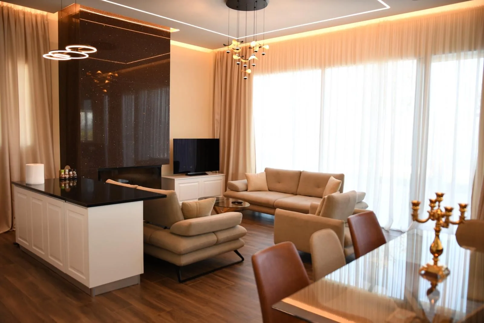 Villa VIP